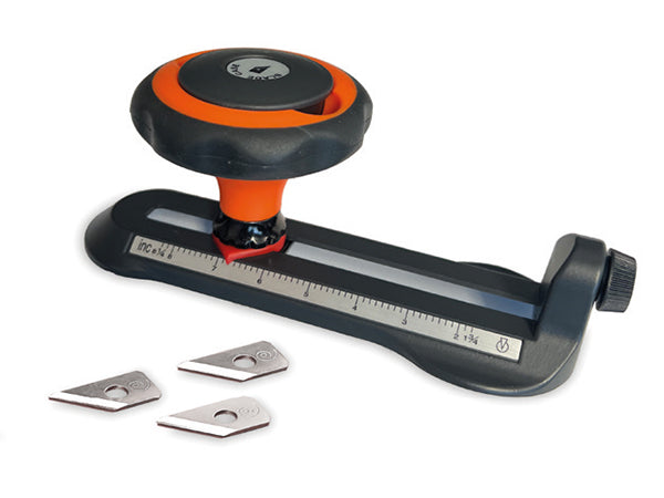 Rotating compass cutter